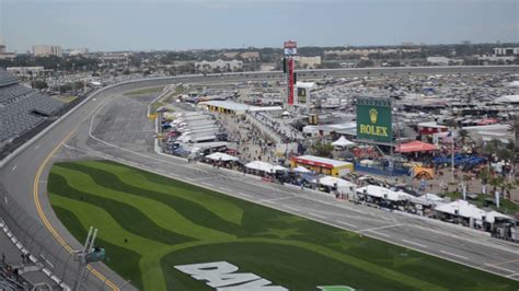 rolex daytona restart